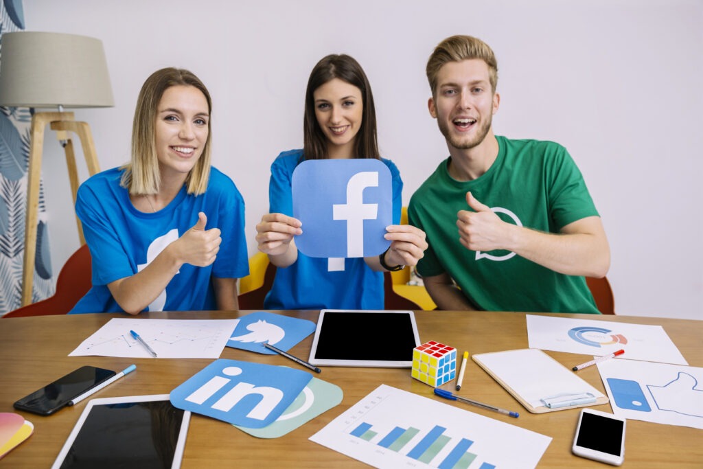 Marketing team planning successful Facebook marketing in Dubai to expand business reach and visibility.